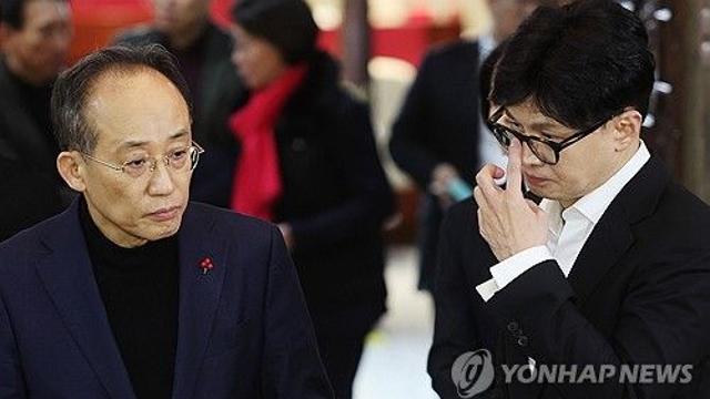 與, '尹대통령 탄핵 반대' 의총서 당론 추인(종합)