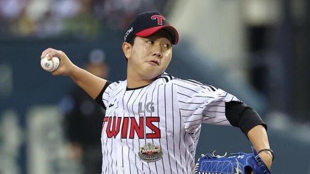 LG 유영찬, 오른쪽 팔꿈치 수술… 재활 3개월 전망