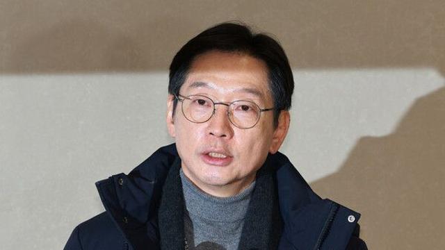 ‘조기 급거 귀국’ 김경수 “지금은 탄핵의 시간이자 국민의 시간”…즉시 우원식 만난다
