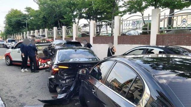 후진 중 모녀 사상케 한 60대 송치…‘브레이크 밟은 정황 없어’