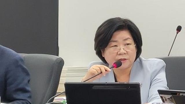 성남시의회 박경희 의원 행정사무감사서 ‘율동공원B 대형주차장’ 특정 업체 특혜 의혹 지적
