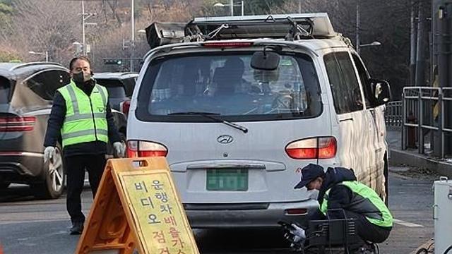'인기 시들' 경유차 등록 비중 …올해 첫 한 자릿수
