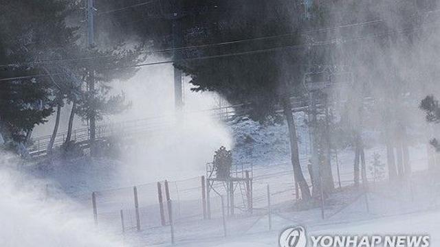 [날씨] '대설' 전국 곳곳 눈·비에 강풍…아침 최저 -7도