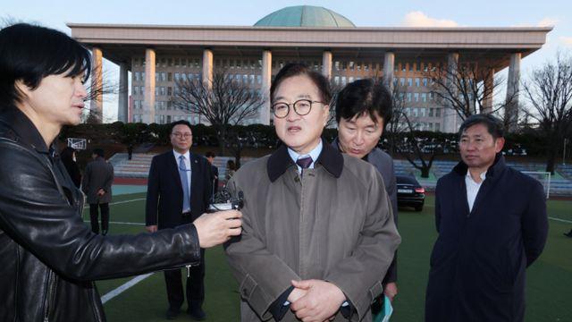 김건희 특검법→ 윤석열 대통령 탄핵안 순 국회 표결
