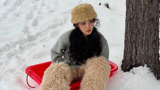 신예은, 윈터룩으로 완성한 '인간 스노우볼' 매력 발산