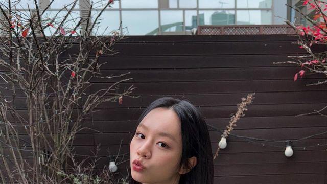 혜리, 긴 생머리와 니트로 완성한 겨울 감성…'차분한 분위기의 세련미'