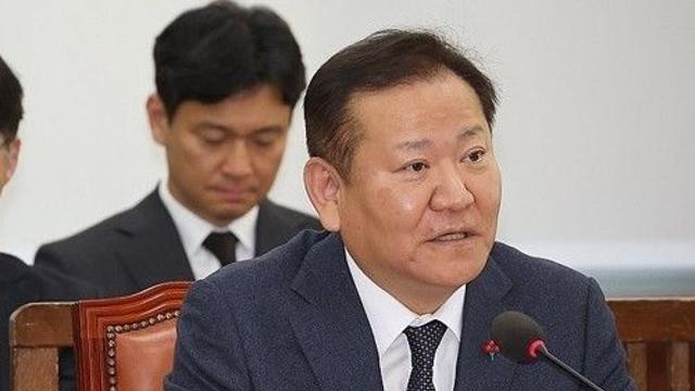 검경, 이상민 전 행안장관 출국금지…피의자 신분 수사