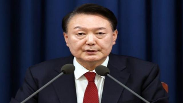 윤석열 대통령 출국금지 조치 받았다 