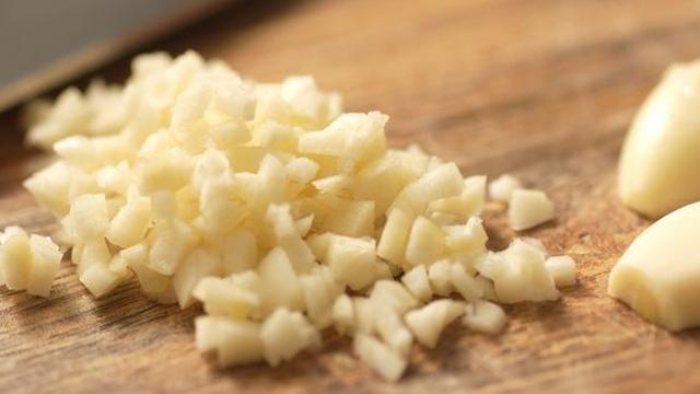 추운 날씨에 감기 걸릴지 걱정된다면? 식사에 '이것' 곁들여보자