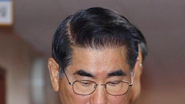 '내란' 김용현, 판사 앞 영장심사 포기 왜?…구속 감수했나