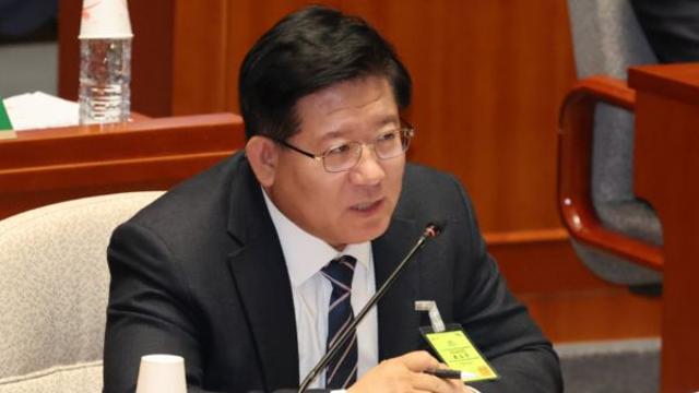 경찰청, 청장 긴급체포에… 