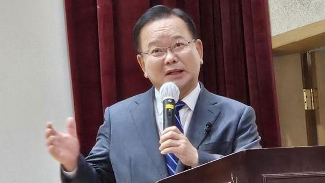 김부겸이 이재명을 직격하며 한 말 