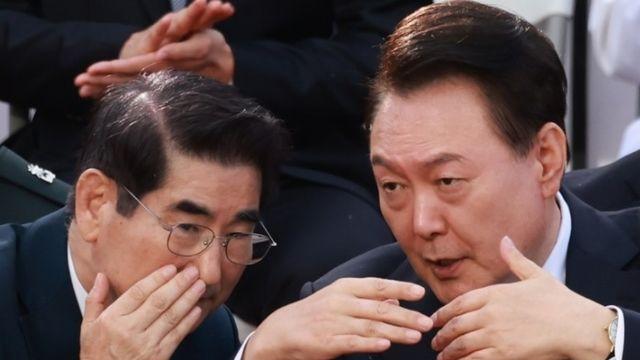 [속보] ‘尹 즉시 탄핵’ 74.8%, ‘질서있는 퇴진’ 16.2% [리얼미터]