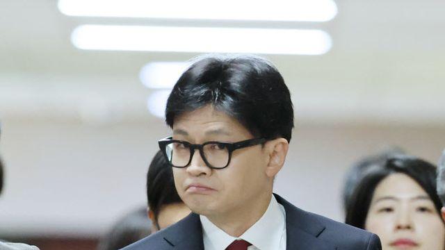 尹담화 본 韓 