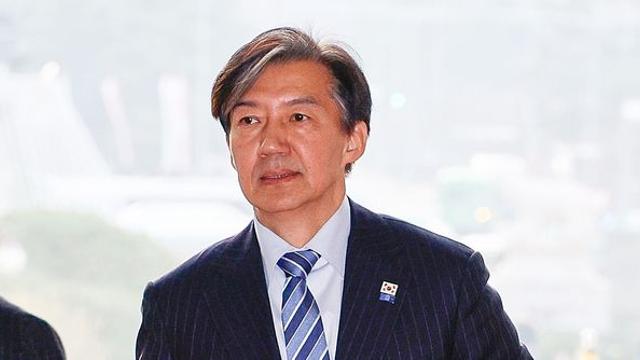 [속보] 조국, 대법원서 징역 2년 확정...의원직 상실