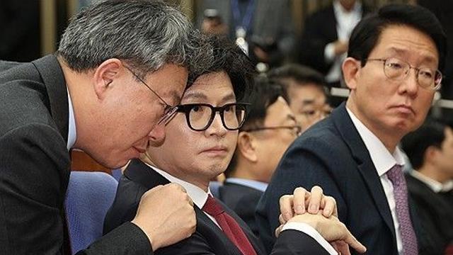 친한 등 6명 탄핵찬성, 가결까지 1표…권성동 
