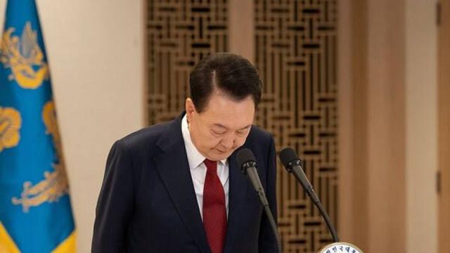 [속보] 윤 대통령 지지율 1%…탄핵 찬성 75%·반대 21% [갤럽]