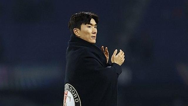 '황인범 첫 결장' 페예노르트, 알멜로에 5-2 대승