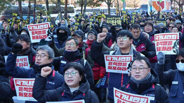 與의원 번호 공개해 '문자폭탄' 민주노총 고발 당해