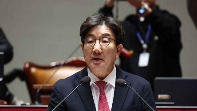 벼랑끝 국민의힘, 돌연 '야당 때리기'…