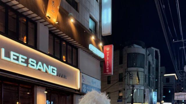 강혜원, 겨울 감성 물씬 '퍼 햇+블랙 롱코트'로 완성한 겨울 감성룩  
