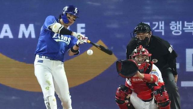 잠잠하던 야구판 들썩들썩… 팬들 크게 주목할 ‘이 소식’, 드디어 떴다