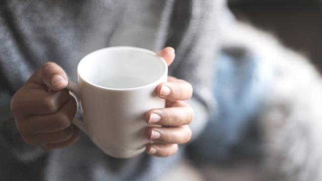 겨울철에도 빼놓지 말고 마셔야 하는 '이것'…소홀히 하면 신장에 돌 생긴다
