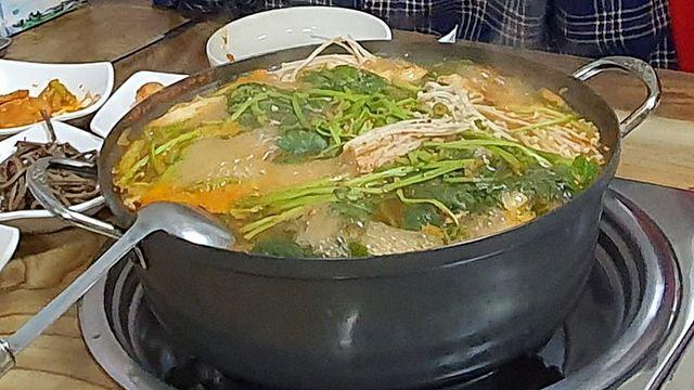 30대 여성, 김포 식당서 어머니와 말다툼 중 격분…주변서 말리자 매운탕 뒤엎고 난동