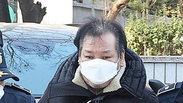 '건진법사' 구속영장 기각…