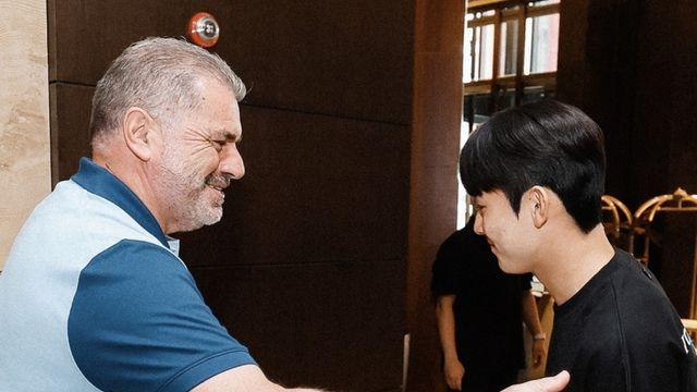 EFL 8강 앞둔 포스테글루 감독, ‘신입생’ 양민혁도 언급 “벌써 조금 대화 나눠”