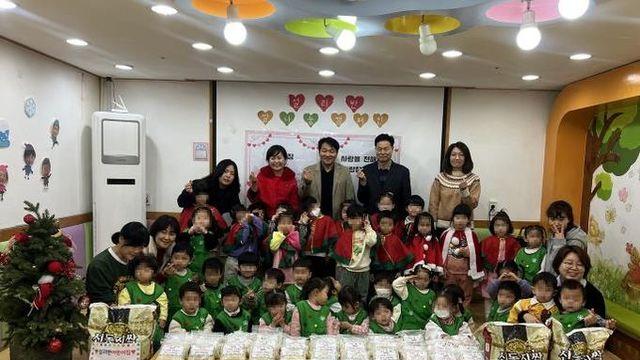 오산시 신장1동, 추운 날씨 속 따뜻한 나눔 위해 설리반어린이집에서 백미 100kg 기부