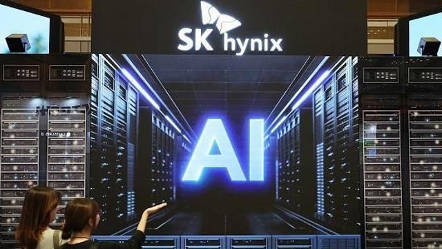 한숨 돌린 SK하이닉스··· 삼성전자, 美보조금 성사에 쏠린 눈