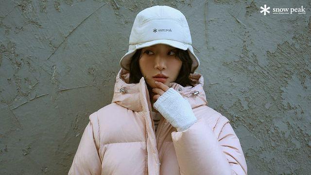 스노우피크 어패럴, 박규영과 겨울 컬렉션 공개…트렌디한 다운 자켓 스타일링 제안