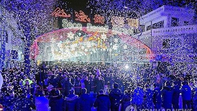 화천군 선등거리 '스위치 온'…산천어축제 시즌 돌입