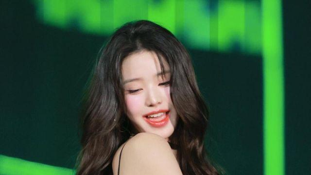 살오르고 비주얼 정점찍는 장원영 근황.jpg