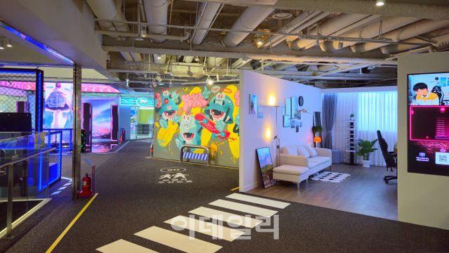 한국의 평범한 일상 여행 '하이커 스트리트'서 체험하세요.