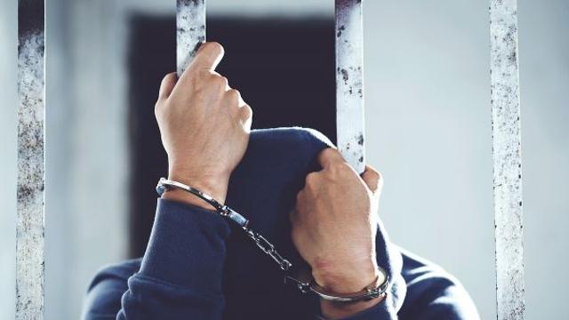 '무서운 10대들' 여친과 원조교제한 남성 감금·폭행·금품갈취… 징역형