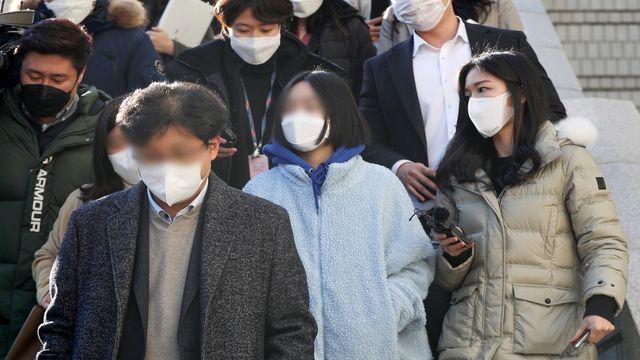 '시험지 유출' 숙명여고 쌍둥이…5년반 만에 유죄 확정