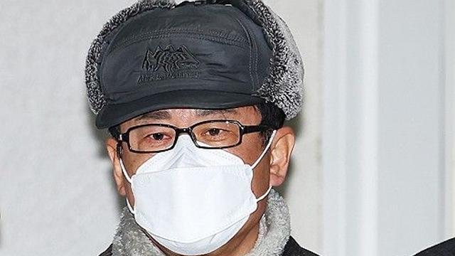 노상원, 군산 무속인 20여차례 찾아 김용현 등 군인들 점괘 물어