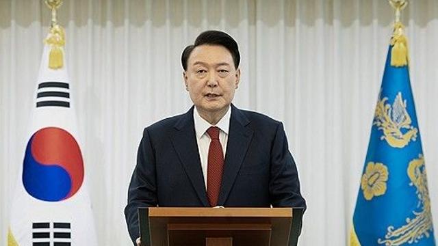 尹 불출석 예고한 '성탄절 소환 조사'…기다리는 공수처