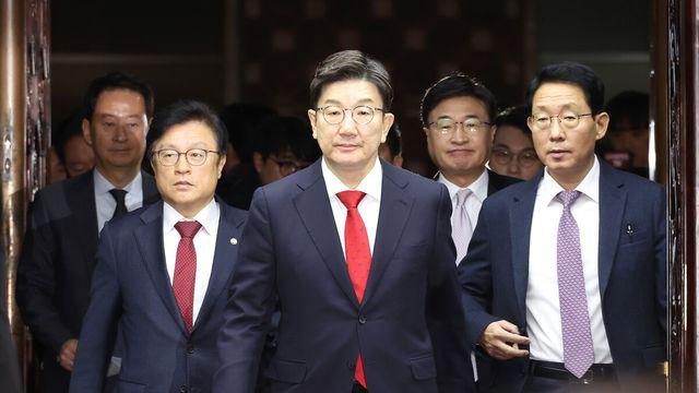 與, 野 '韓대행 탄핵' 추진에 