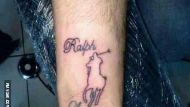 구여친 이름을 문신으로 새겼을때 대처,,