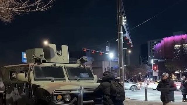 이재명이 찾던 '장갑차 길막男' 등장...