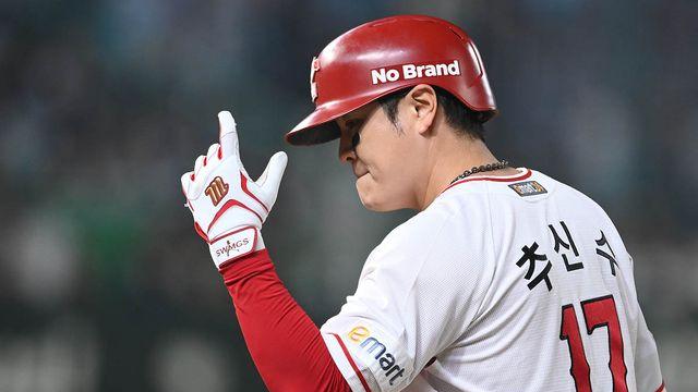 추추트레인은 멈추지 않는다→SSG와 동행 계속…추신수, 'KBO리그 최초' 구단주 보좌역 선임 [공식발표]