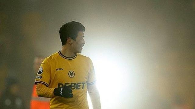 황희찬 고생했다! 시즌 첫 골 폭발→맨유 침몰…울브스 2-0 완승→강등권 탈출