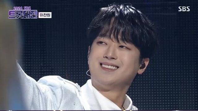 이찬원, ‘명품 가수’ 제대로 입증...'트롯대전' 민요매시업에 현장 반응 폭발