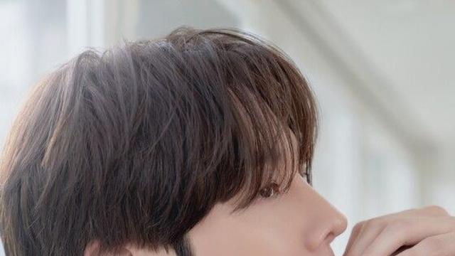 배우 최진혁, 새 싱글 ‘달려가 널 안고 싶어’ 발매..특별한 팬송