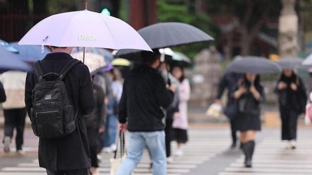 [내일 날씨] 전국 흐리고 일부 지역 눈·비…낮 최고 '13도'
