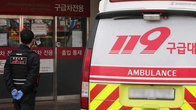 정육점에서 스스로 팔 잘라 보험금 1억8000만원 타낸 20대 정육사