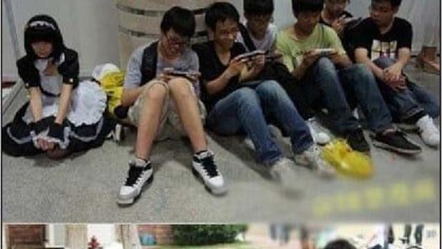 일부 오타쿠들이 이 악물고 유쾌한 척 미는 밈..